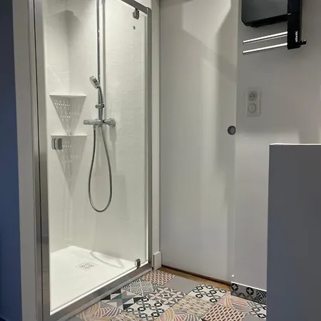 Apartment Lou, Hyper Centre, Au Coeur De *